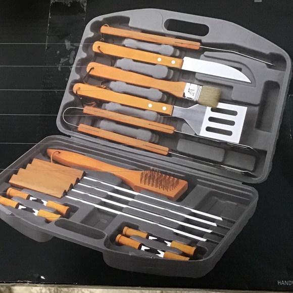 16 - NWOT CHEF BASICS 18 PIECE BARBECUE SET - Picture 6 of 7